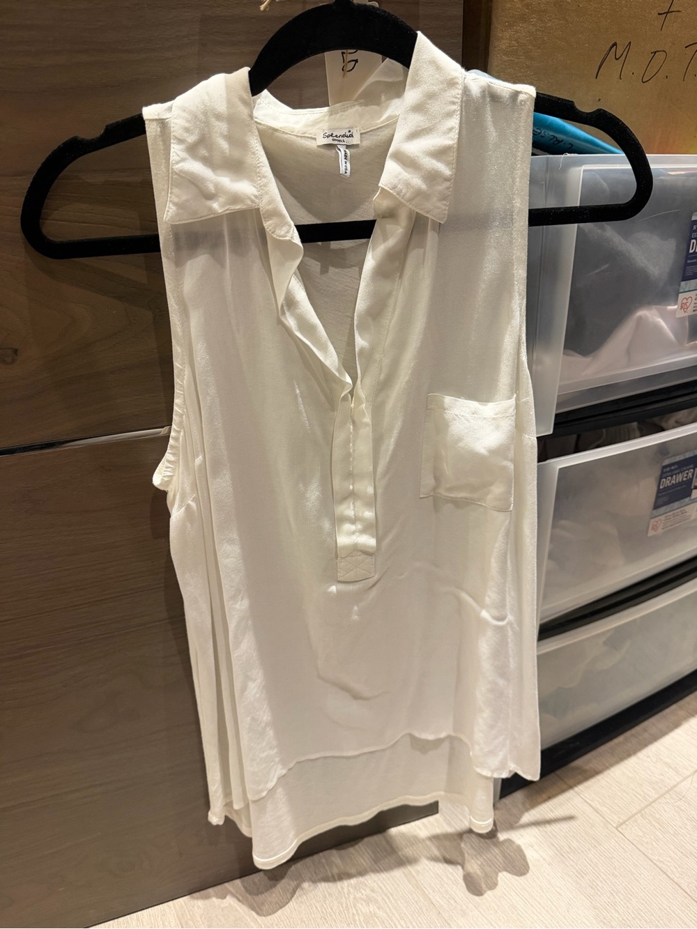 Splendid White Sleeveless Collared Camisole